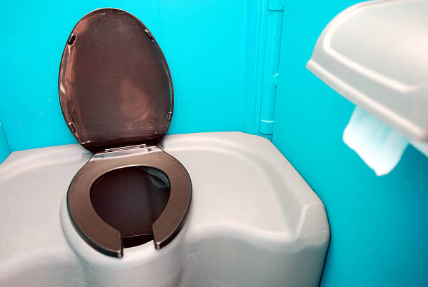 Porta potty delivery and setup in Robins Af, GA